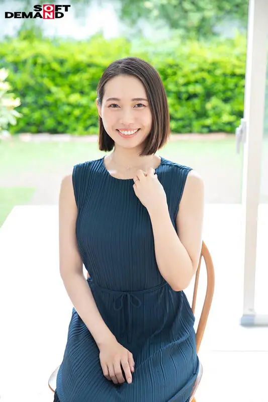 【本物人妻総集編】本物人妻15名が初めてのAV体験で見せたカメラの前での初セックス＆緊張と溢れる興奮を抑えきれない初中出し合計17SEX収録2枚組 10時間 No.8