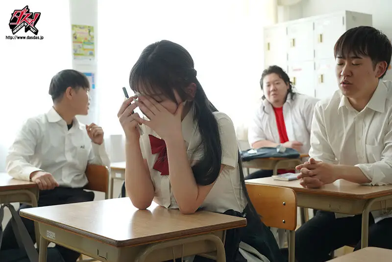 ツンデレ巨乳の王道ヒロインと、ラノベ系男子と、青春ラブコメ。もうおっぱいばっかり見て！この変態～！えっ、ボタンが外れて、谷間が見えてる？べ、別にあんたのために見せたわけじゃないんだからね... 弓乃りむ No.1