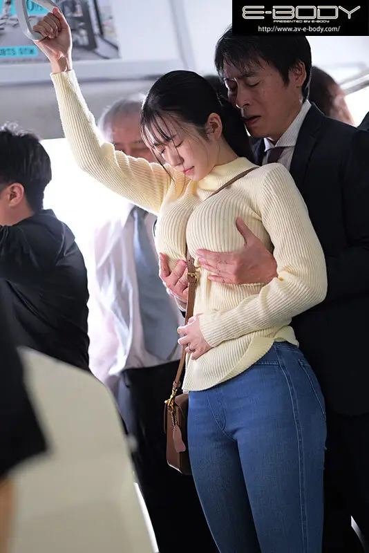 オレが痴●をヤメられないのはだらしないデカパイ人妻がスキだらけで電車に乗るせいだろ？ 柏木ふみか No.5