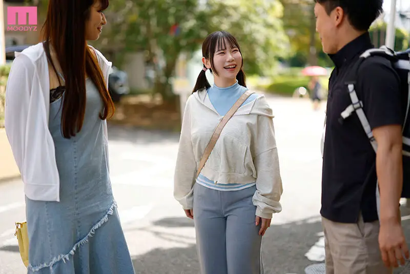 彼女の妹はグラドル爆乳Kカップ！乳首は絶対死守と見せかけて家の中では超隙だらけ！オッパイが大き過ぎて何度も無自覚ポロリ。 恋川こもも No.1
