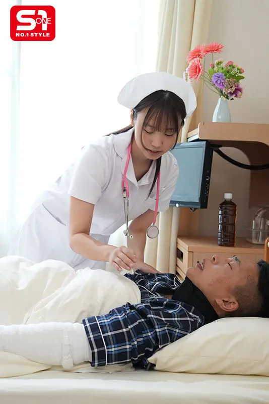 柔らかくて弾力ある美しすぎるオッパイで甘えさせてヌイてくれる 異常に患者思いなパイズリナース 小日向みゆう No.1