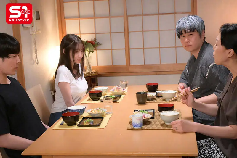 セクハラ義父、意地悪な姑、マザコン夫…結婚ガチャに大外れした巨乳若妻が三者択一ですがったのはキモい義父との粘着性交 夢乃あいか No.16